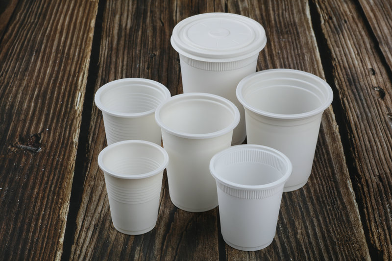 Gelas Biodegradable Olahan Pati Jagung 5